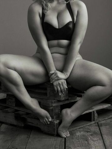 Юлия Одна Такая